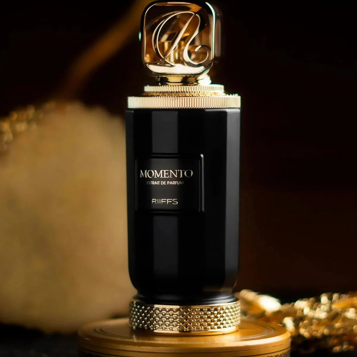 Riiffs Momento Extrait De Parfum Unisex 100ml Bottle and Packaging